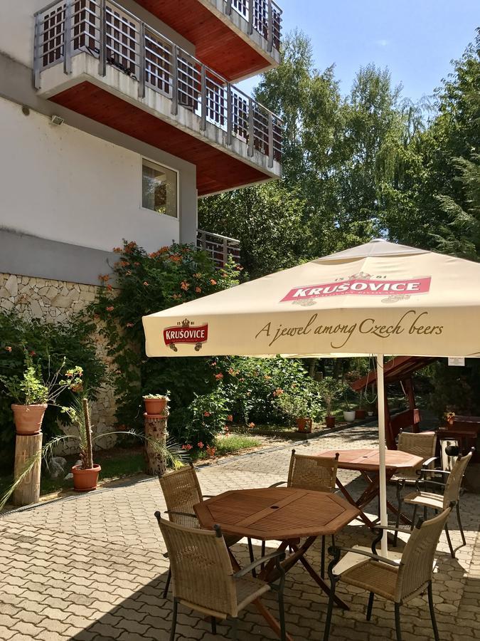 Well Hotel Harkány Εξωτερικό φωτογραφία